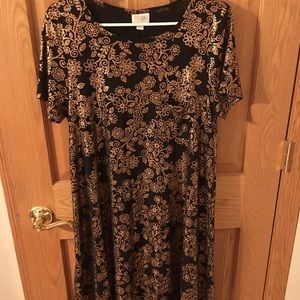 Lularoe elegant Carly